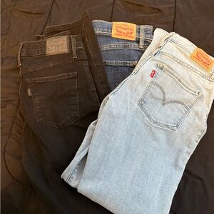 Levi's Women’s Jeans - Black, Blue, and Light Blue